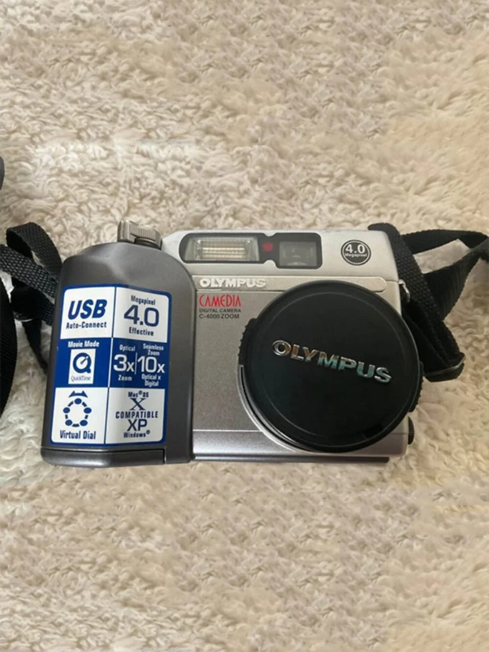 Olympus Camedia C-4000 Zoom Digital Camera